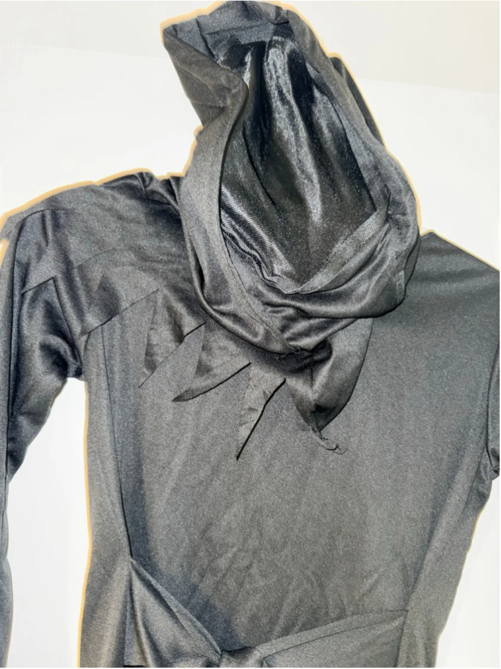 Boys Fade in and out Phantom Costume size med-8. Black red eyes 5 pc. Sickle